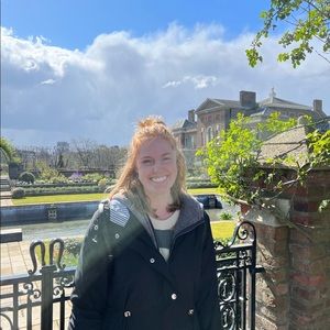 Meet your Posher, Hailey